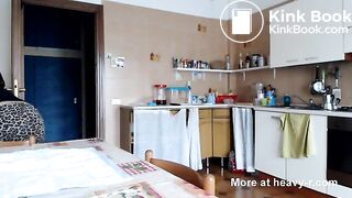 Italian Scat Loving Lady