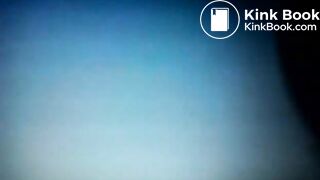 Amateur milf taking a shit