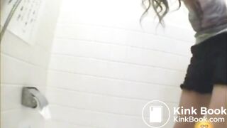 Beauty Poop 7