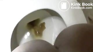 Ebony Females Pooping