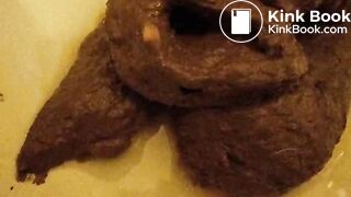 Scat - TurdCloseupPan