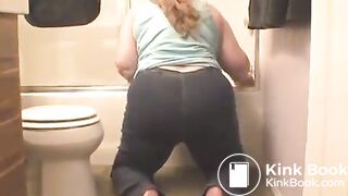 Huge thick booty in jeans-Huge farts in jeans