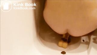 Sasha Sonne Pooping on her Dildo