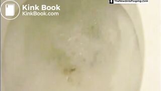 Beautiful Brazilian Babe toilet shit