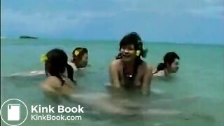 COM - Go Ahead She Isn_t Looking_ _ Exotic lesbian scat in sea