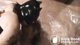 Any of you girls fance a mouthful of shit?