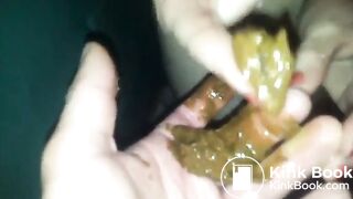 my toilet girl eat lick - COMmp4