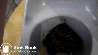 poop into baby potty-2