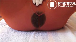 scat show in orange pantyhose