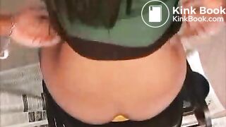 Cutie_Girls_Pooping_-_Parker_-_EroProfilemp4