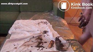 NEW on -line scat show wwwdirtyscatgirlcom