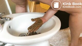 scat onto hand awesome view