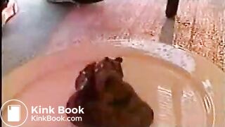 Poop_-_Black_girl_shits_on_the_balcony_-_EroProfilemp4