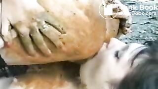 Girl_Sact_Big_one_In_her_Mouth_toAVI