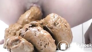 Close Up Shitting