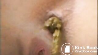 Toilet - girl shitting