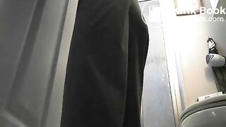 Girl Farts and Shits