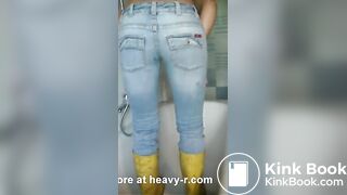 Sexy Scat Slut Pisses and Shits in her Jeans