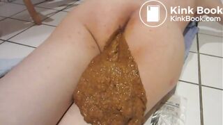 Scat and farts