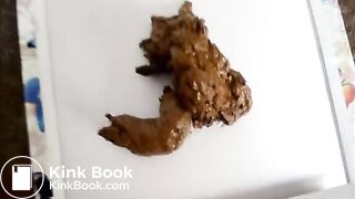 Nice Brune Teen show Triple Poop