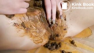 Lesbian Shit And Smear