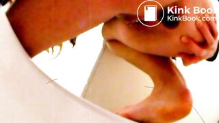 Helga shitting again