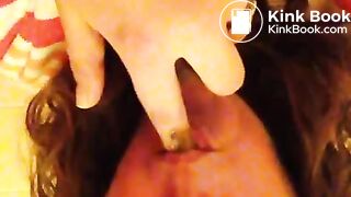 pig cleans up her shit