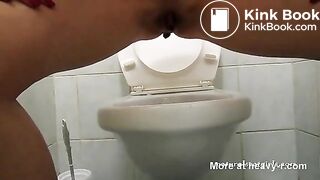 Pissing And Shitting On Cam