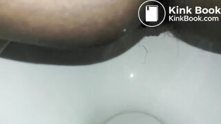Toilet poop