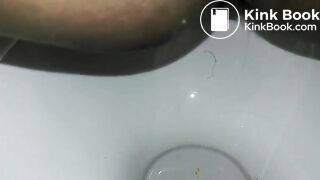 Toilet poop