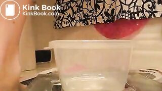 Petesue and her poop contest