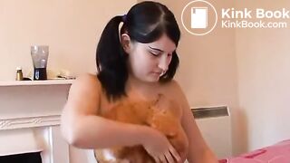 Kinky Girl Scat Play