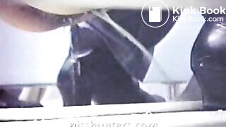 15172ph_1506_p5_poop_shitting