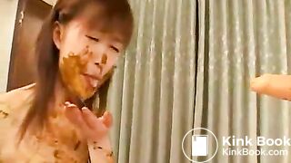 Lesbian Japanese Scat