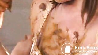 old_Japanese_man_and_schoolgirl_scat