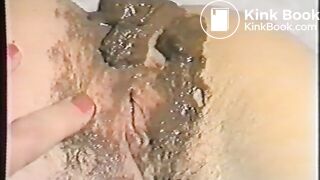 Crazy yoga(upside-down pooping)