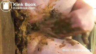 Shitty Snatch Fingering