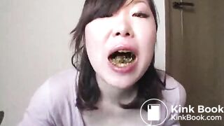 She happily comsumes a full load of shit and piss