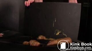 Shitting girls like to watch girls shitting