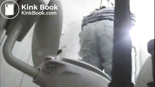 ___ARESTRA___ita_woman_shitting