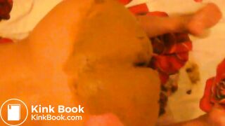 shit play smearing on hur on ass and y pee on hur