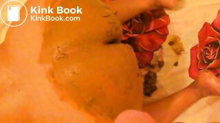 shit play smearing on hur on ass and y pee on hur