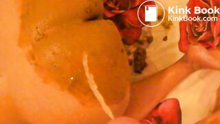 shit play smearing on hur on ass and y pee on hur