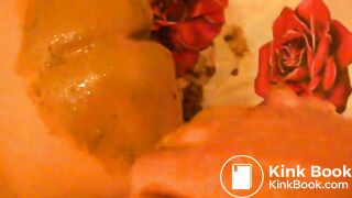 shit play smearing on hur on ass and y pee on hur