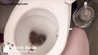 scat slave Victoria in action