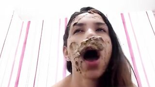 latina scat eat