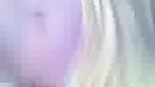 Arab princess pooping 04