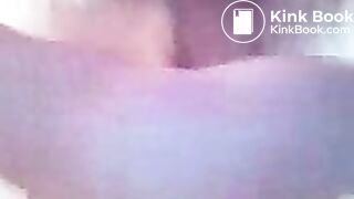 Arab princess pooping 04