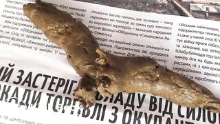 amateur girl pooping