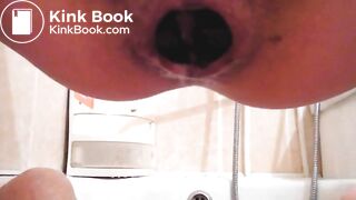 Girls Pooping